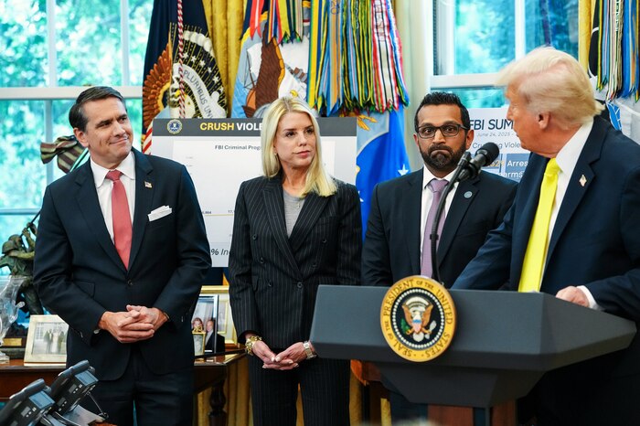 Donald Trump busca 230 millones de dólares del Departamento de Justicia en medio de potencial conflicto ético