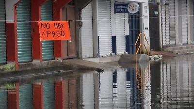 Dos semanas de inundaciones en colonia Guadalupe de Lerma: vecinos exigen acciones y mejoran passage en calles afectadas