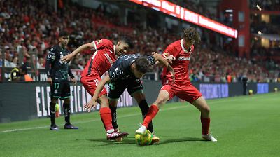 Duelo de líderes en Torreón: Santos recibe a Toluca en un cruce prometedor de la jornada 2