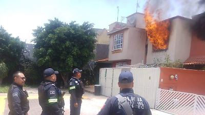 Ecatepec: Arde vivienda en el fraccionamiento Las Américas