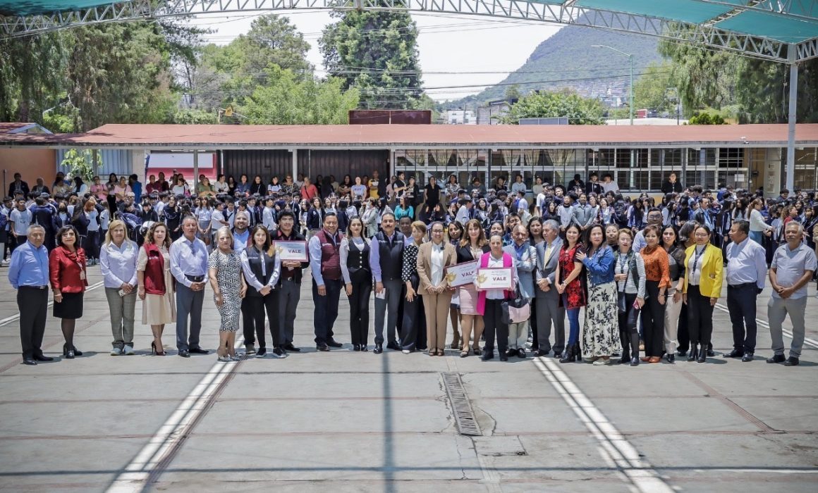 Ecatepec refuerza infraestructura y seguridad en escuelas