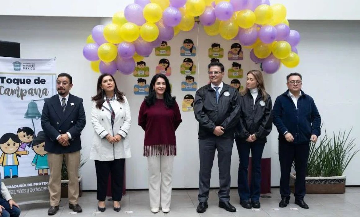 Edomex celebra la creación de tres nuevas familias de corazón en emotiva jornada de adopción