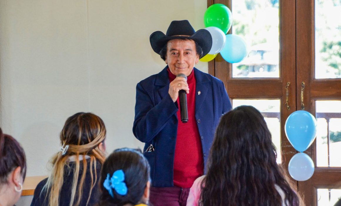 El Ayuntamiento de El Oro rompe el silencio y condena los hechos del miércoles