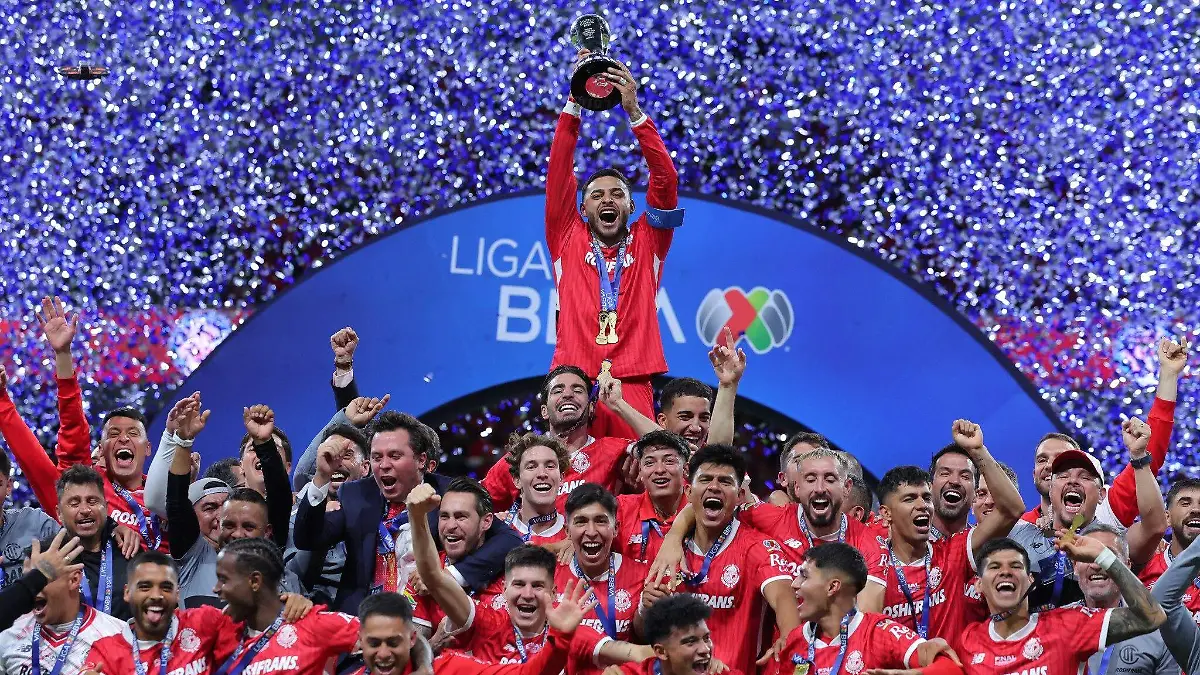 ¿El mejor año en la historia de los Diablos Rojos? Descubre su asombroso logro como bicampeones de la Liga MX