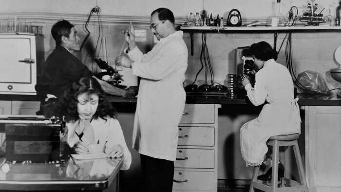 El origen del Día del Médico en México y su vínculo con la UNAM