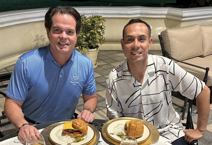 Embajador de EE. UU. en Perú comparte foto con José Jerí en medio de investigación fiscal