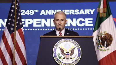 Embajador de EU: La lucha contra los cárteles será un esfuerzo conjunto con México y no una intervención unilateral