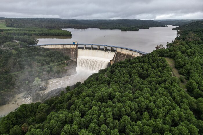 Embalses en España registran caída en reservas de agua y llaman a la responsabilidad ciudadana