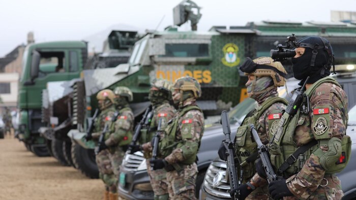 Ernesto Álvarez señala que el toque de queda en Lima y Callao no está descartado completamente