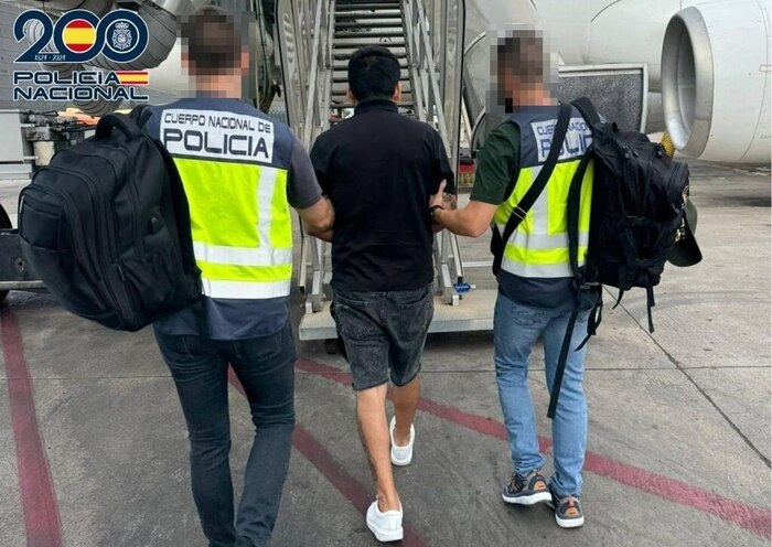 España deportó a 3,398 extranjeros en 2025 por motivos de seguridad nacional, un 12% más que el año anterior