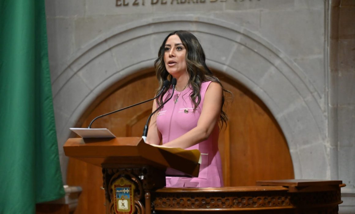 Esposa del Alcalde de Almoloya de Juárez y diputada del Edomex, en medio de polémica por lujo y actuar autoritario
