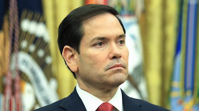 Estados Unidos elimina al Movimiento Sirio HTS de su lista de organizaciones terroristas en medio de gestos de diálogo con Siria