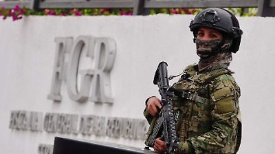 Estados Unidos traslada a 26 reos, incluyendo líderes del CJNG y Cártel de Sinaloa, tras acuerdo con México