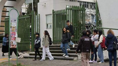 Estudiantes de Arquitectura y Diseño de la UAEMex regresan a clases tras más de cuatro meses de paro