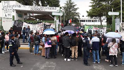 Estudiantes de Humanidades de la UAEMex niegan que perder el semestre sea su culpa