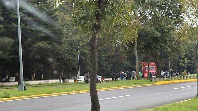 Estudiantes de la UAEMéx bloquean Tollocan por denuncias de acoso y hostigamiento