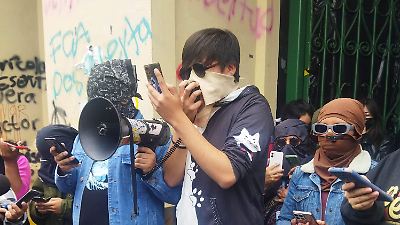 Estudiantes de la UAEMex bloquean calles en rechazo a la falta de participación de candidatas a la rectoría