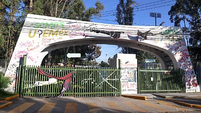 Estudiantes en la UAEMex refuerzan resistencia en planteles en paro y resguardan instalaciones