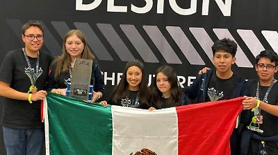 Estudiantes toluqueños ganan premio de los Jueces en el Mundial de Robótica