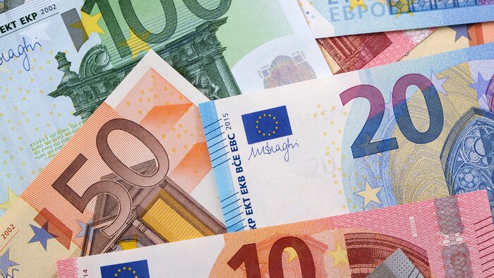Euro en Colombia rompe tendencia y cierra con alza en apertura del 23 de octubre