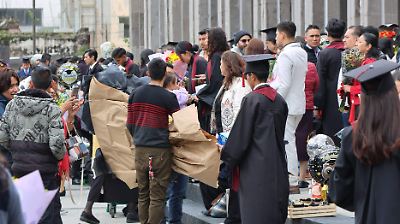 Eventos de graduación en el Estado de México impulsan la economía local y benefician a pequeños negocios