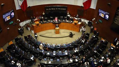 Expertos alertan sobre riesgos constitucionales y sociales en la reforma a la Ley de Amparo con retroactividad propuesta por el Senado