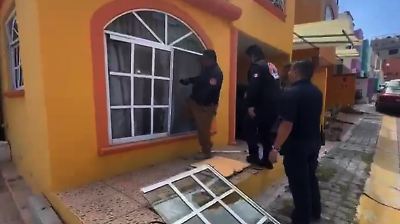 Explosión por acumulación de gas LP en Ecatepec deja una mujer lesionada y daños en tres viviendas