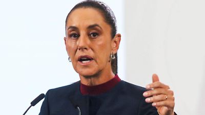 FGR investiga contrabando de combustible desde Estados Unidos a México, confirma Sheinbaum