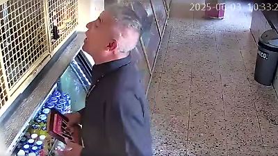 Falso sacerdote de Montecillos engañó a comerciantes prometiendo bendiciones del Obispo