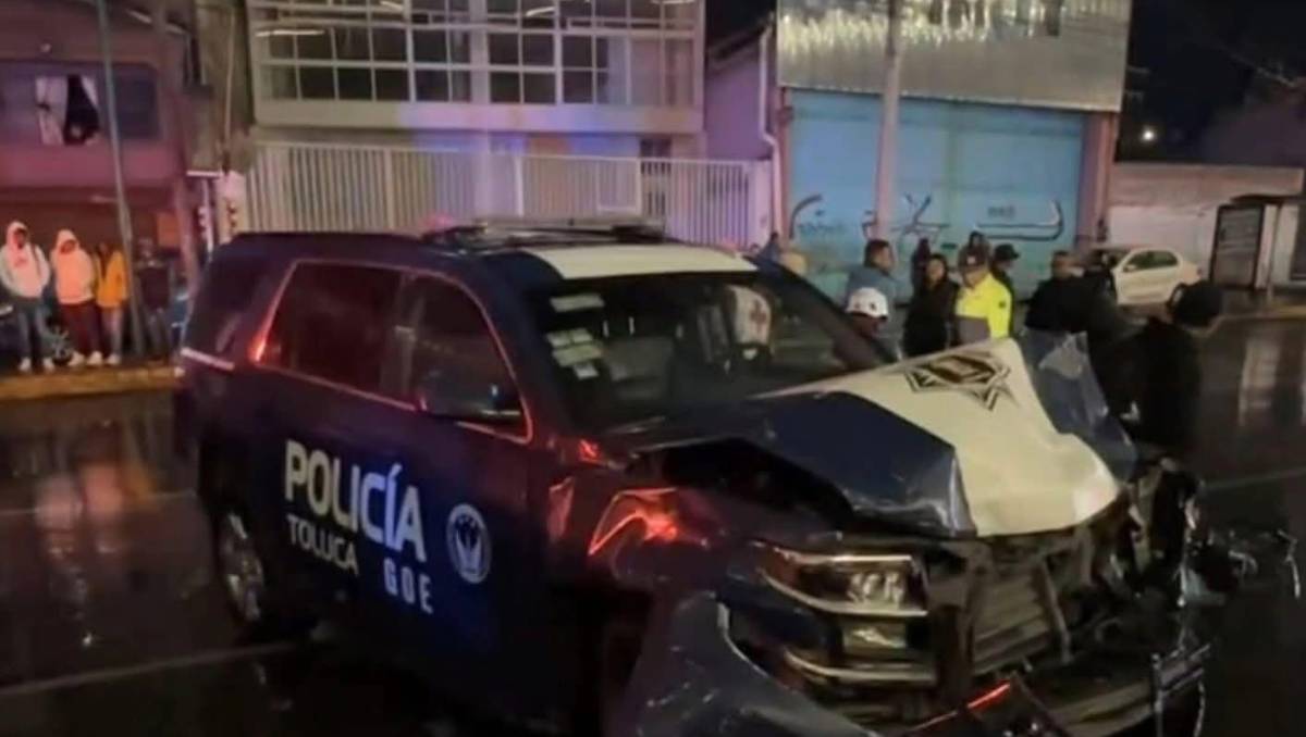 Familia y autoridades exigen justicia por joven atropellada por patrulla en Toluca