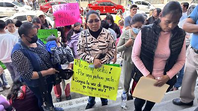 Familiares y vecinos protestan en Toluca por jóvenes detenidos en Almoloya de Juárez, aseguran su inocencia