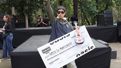 Fan mexicana gana concurso para ver a Oasis en CDMX por su parecido con Liam Gallagher