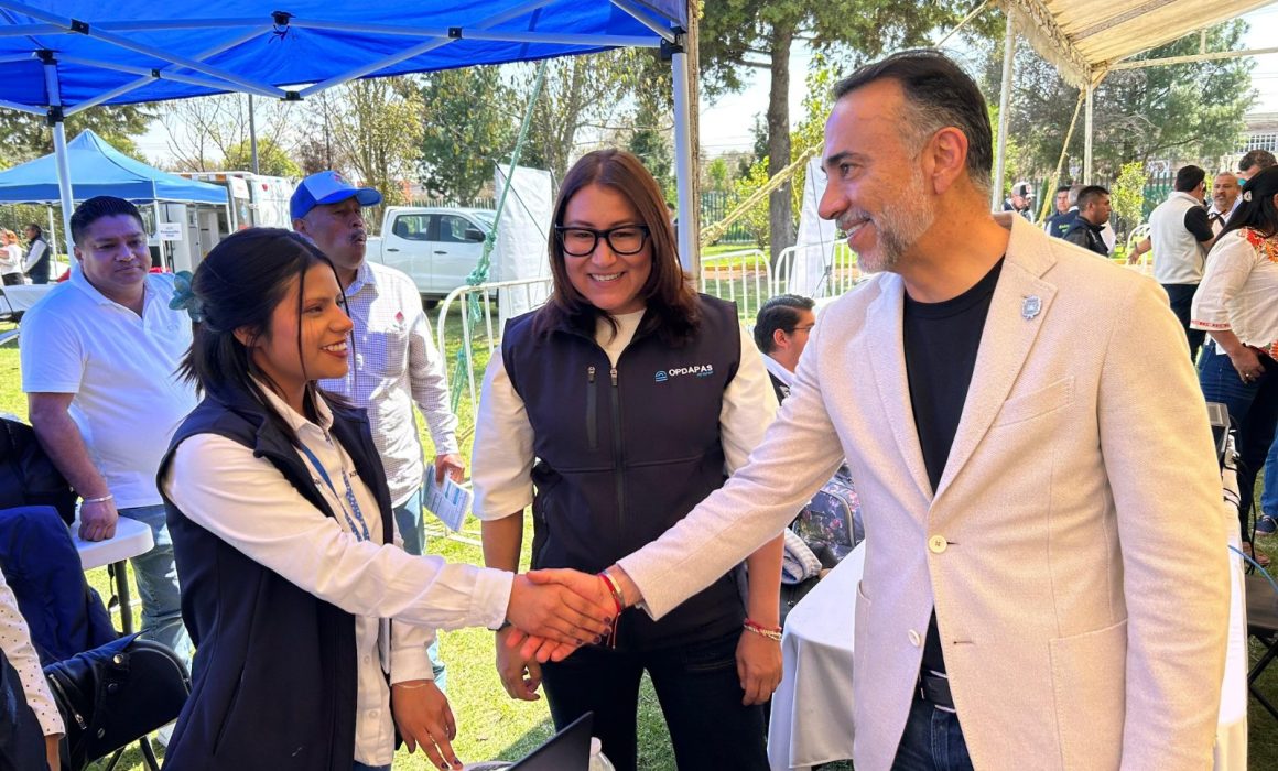 Fernando Flores desmiente mitos: No hay desabasto de agua en Metepec