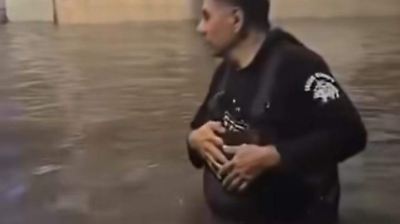 Fuertes lluvias provocan inundaciones, daños y una muerte en La Paz y municipios del Valle de México