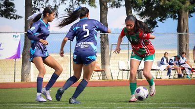 Fuerza Mazahua Femenil mantiene el liderato tras golear en la TDP