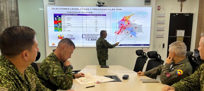 Fuerzas Armadas de Colombia despliegan 126,000 uniformados para garantizar elecciones de 2026