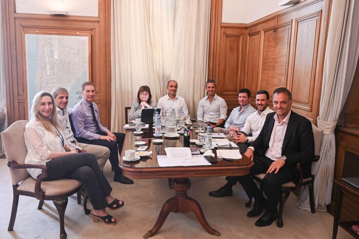 Gobierno busca aprobar la reforma laboral en Diputados mientras negocia modificaciones en licencias médicas