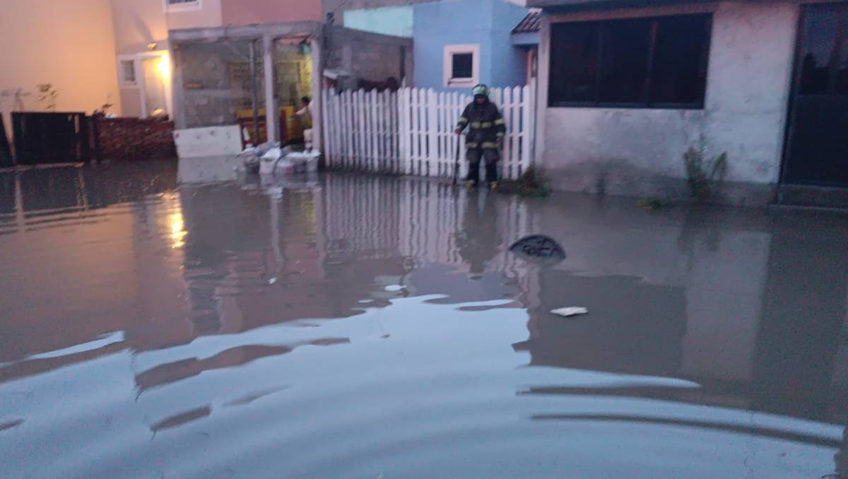 Gobierno de Toluca atiende encharcamientos y emergencias por lluvias intensas