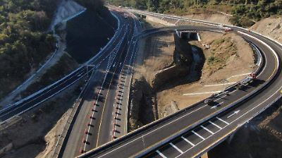 Gobierno propone apenas 0.6% de aumento en presupuesto para la SICT en 2026