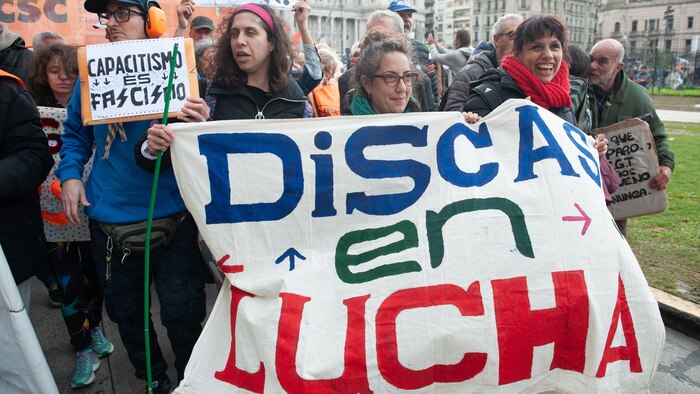 Gobierno restituirá más de 119,000 pensiones por discapacidad laboral tras orden judicial