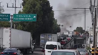 Gran incendio en nave industrial de Tultitlán provoca explosiones y evacuaciones masivas