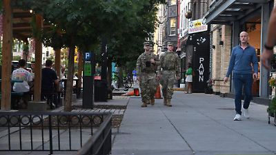 Guardia Nacional de Estados Unidos comienza a portar armas en Washington ante aumento de presencia militar