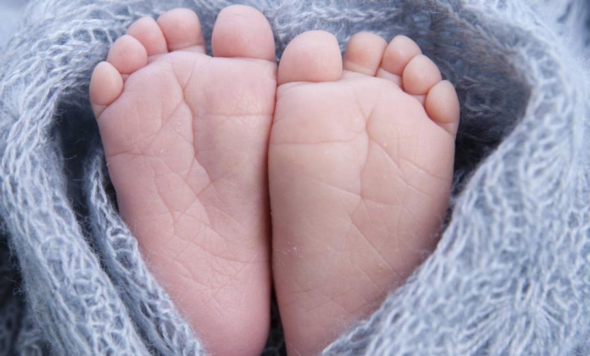 Hallan cadáver de bebé de 5 meses en presa de Toluca; investigan posible abandono o violencia