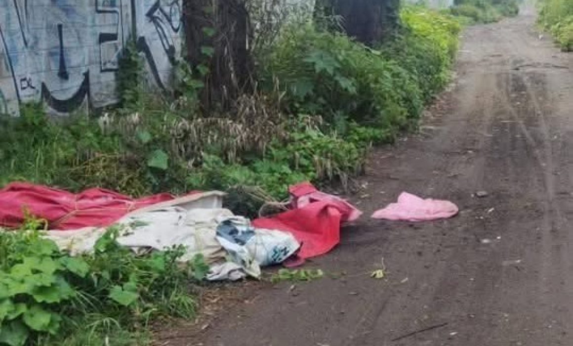 Hallan dos cuerpos en bolsas en zona fronteriza de Chalco y Tláhuac, con indicios de violencia