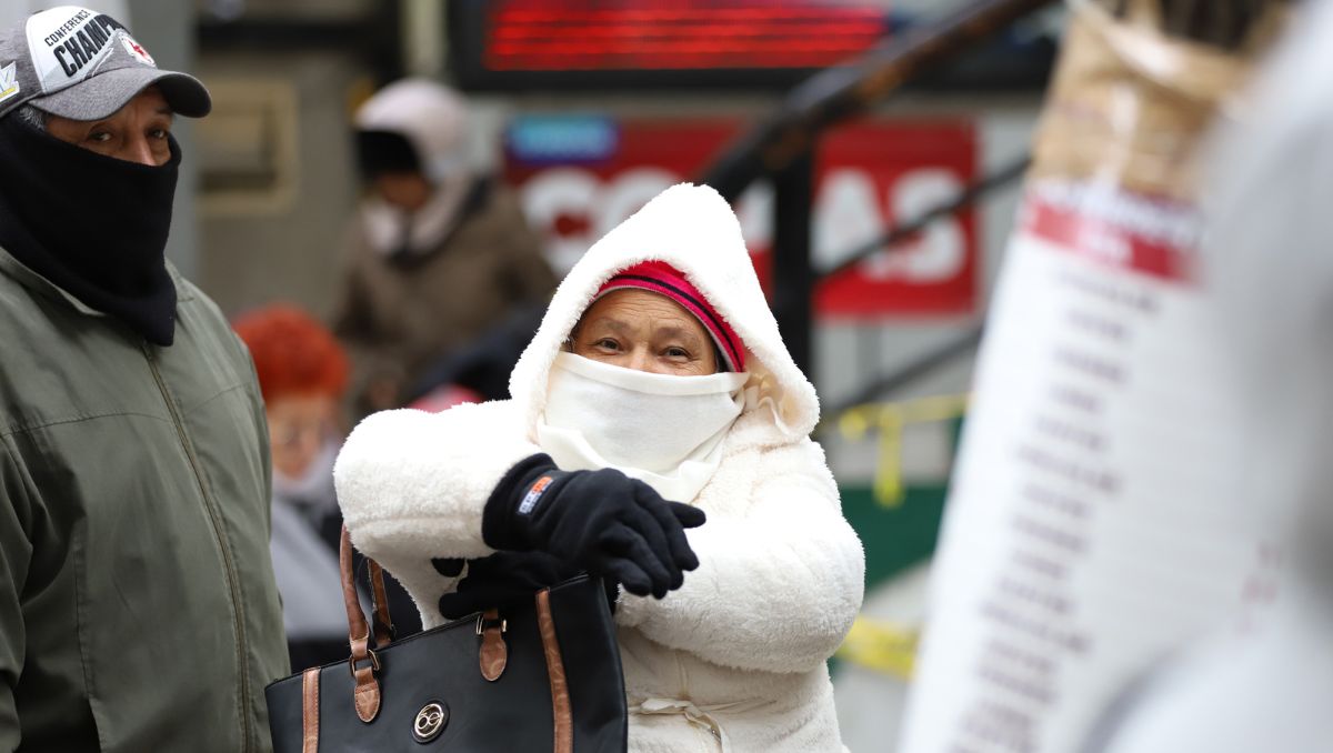 ¿Hasta qué temperatura bajará en Edomex este lunes? La dura realidad del frío extremo y las lluvias
