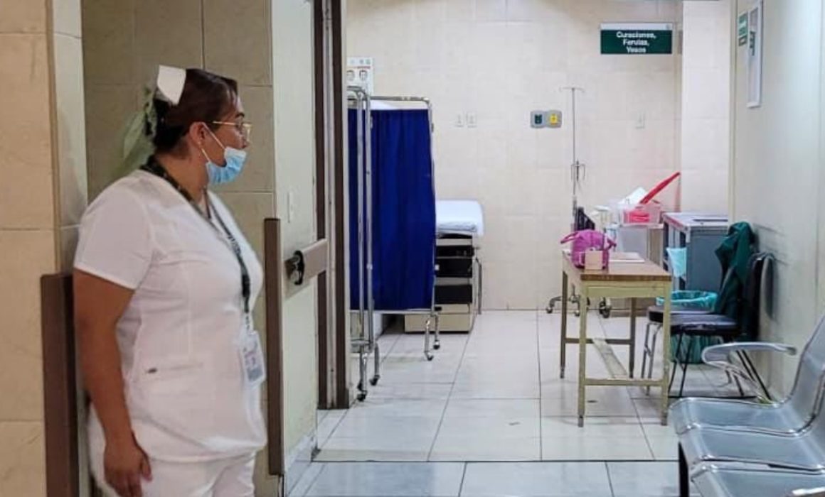 Hospital de Los Reyes La Paz reanuda urgencias tras lluvias; supervisan reparaciones