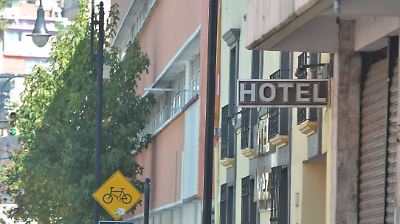 Hoteleros del Valle de Toluca exigen igualdad en regulación y seguridad ante plataformas digitales