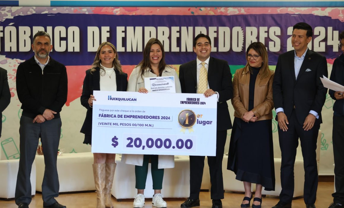 Huixquilucan impulsa el talento joven con premios y apoyo empresarial