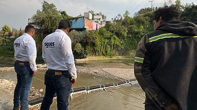 Huixquilucan instala barreras y realiza acciones para sanear la presa ‘El Capulín’ y proteger la salud de sus habitantes