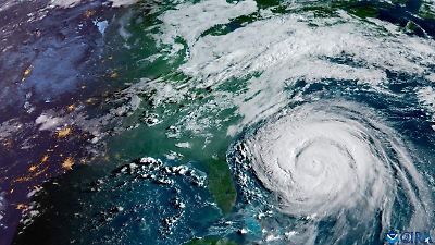 Huracán Erin se intensifica en el Atlántico y genera alertas de inundaciones en Carolina del Norte